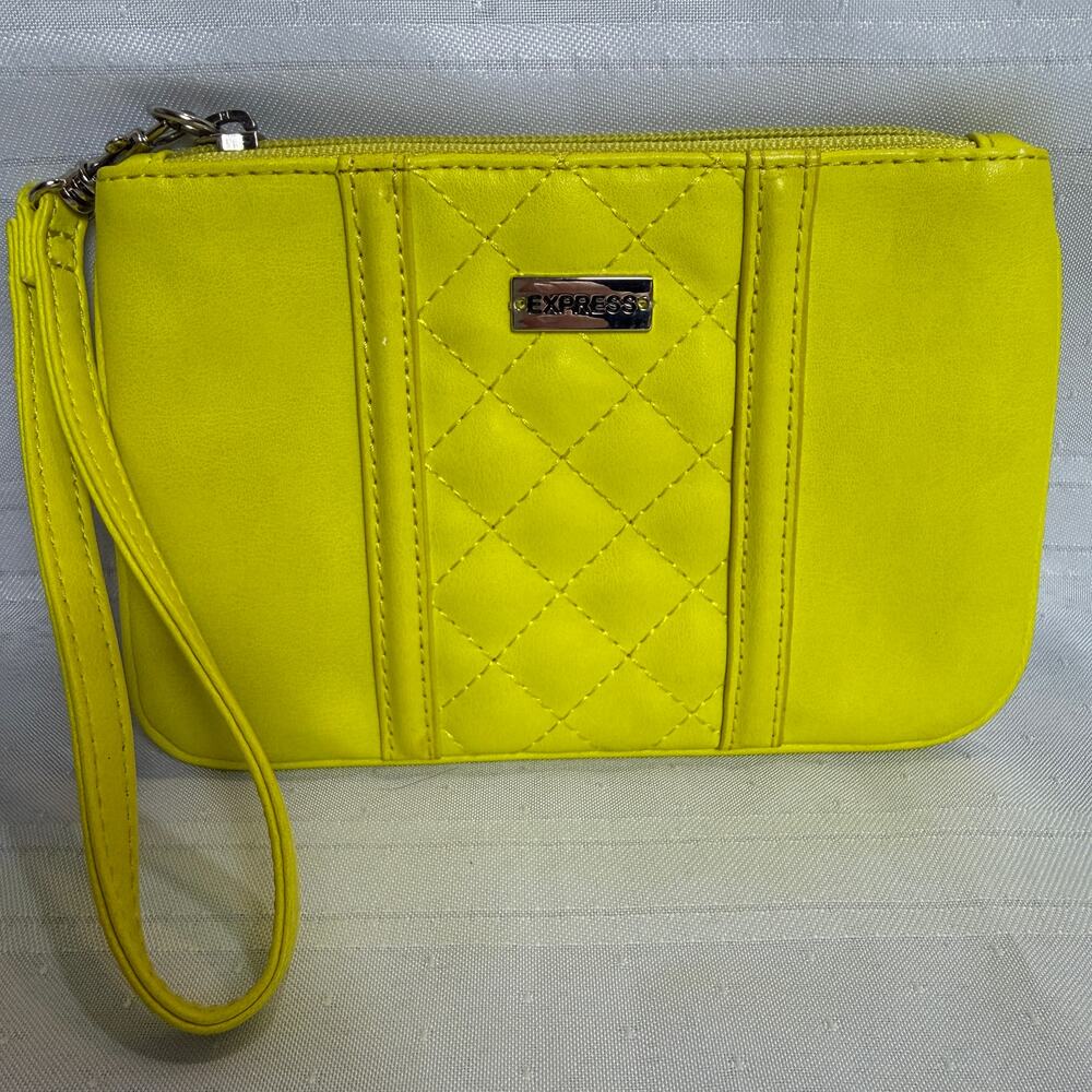 Womens Express Neon Yellow Quilted Wristlet Clutch‎ Wallet